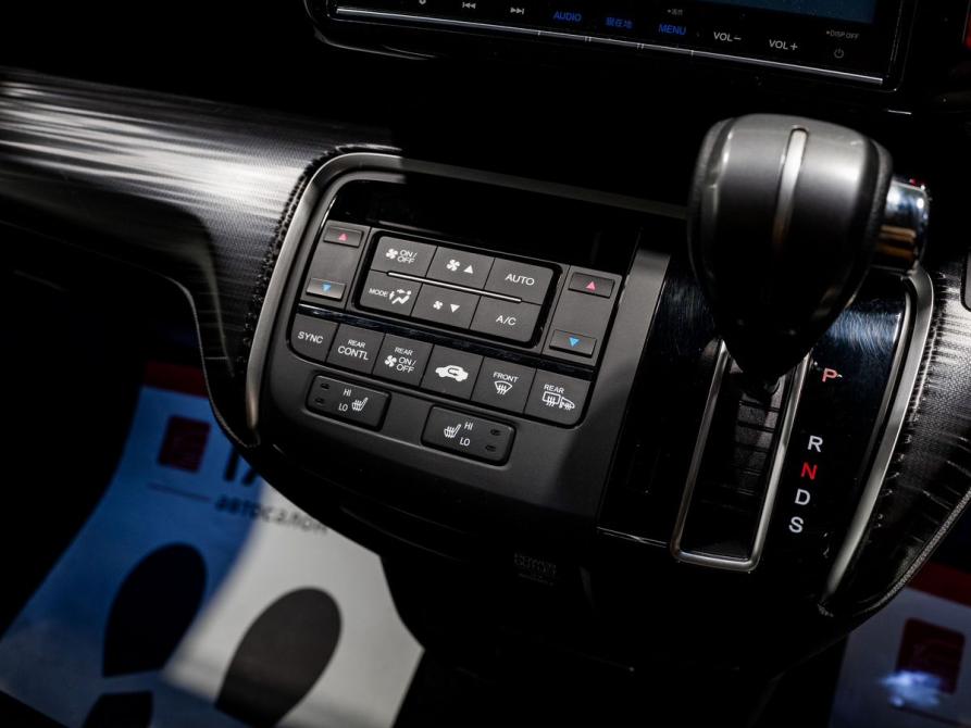 Honda Stepwgn V Чита  - изображение 15