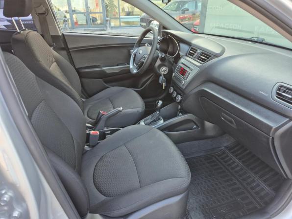 Kia Rio III Рестайлинг с пробегом 2015 года, цена 919 000 рублей, 173387 км, седан, Автокод Объявления