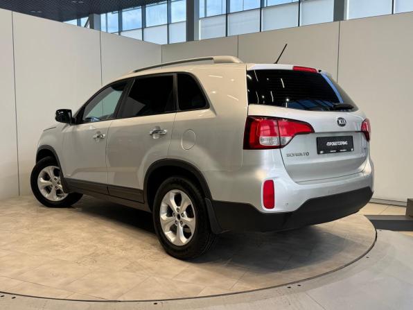 Kia Sorento II Рестайлинг с пробегом 2014 года, цена 2 190 000 рублей, 179000 км, внедорожник, Автокод Объявления
