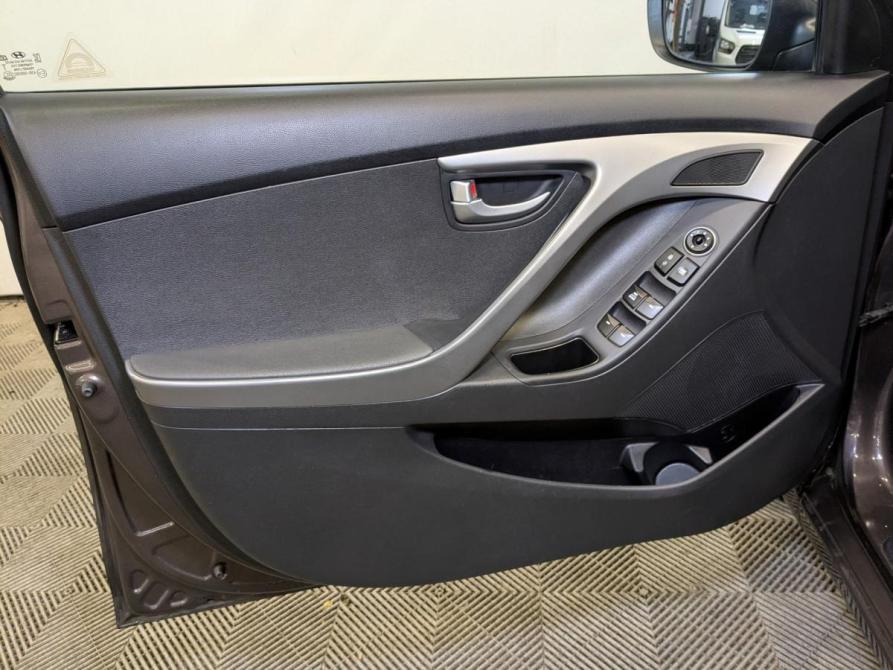 Hyundai Elantra V (MD) Рестайлинг Москва  - изображение 18