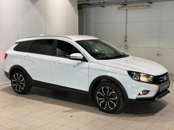 Lada (ВАЗ) Vesta I с пробегом 2021 года, цена 1 385 000 рублей, 51002 км, универсал, Автокод Объявления