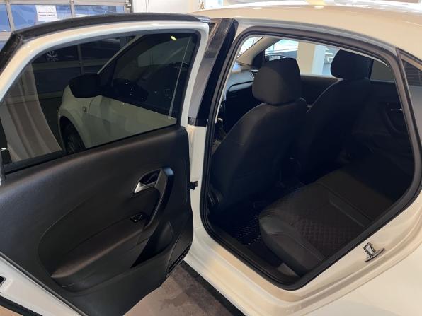 Volkswagen Polo V Рестайлинг с пробегом 2019 года, цена 1 480 000 рублей, 99725 км, седан, Автокод Объявления