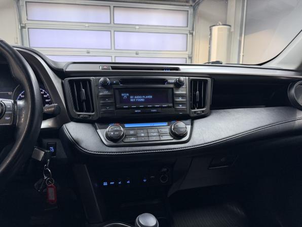 Toyota RAV4 IV (XA40) Рестайлинг с пробегом 2018 года, цена 2 430 000 рублей, 140407 км, внедорожник, Автокод Объявления