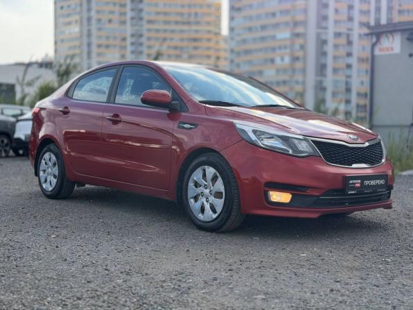 Kia Rio III Рестайлинг с пробегом 2015 года, цена 825 000 рублей, 241036 км, седан, Автокод Объявления