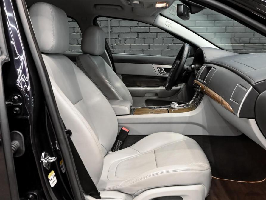 Jaguar XF I Рестайлинг Екатеринбург  - изображение 11