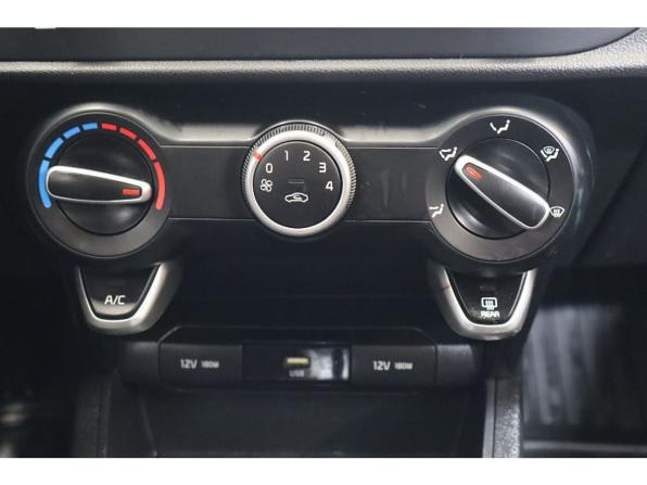 Kia Rio IV Рестайлинг с пробегом 2021 года, цена 1 300 000 рублей, 140942 км, седан, Автокод Объявления