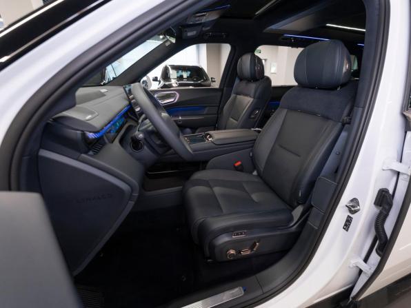 Lynk &amp; Co 900 с пробегом 2025 года, цена 7 800 000 рублей, 25 км, внедорожник, Автокод Объявления