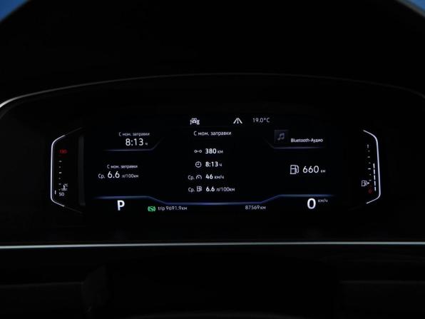 Volkswagen Tiguan II с пробегом 2020 года, цена 3 299 077 рублей, 87569 км, внедорожник, Автокод Объявления