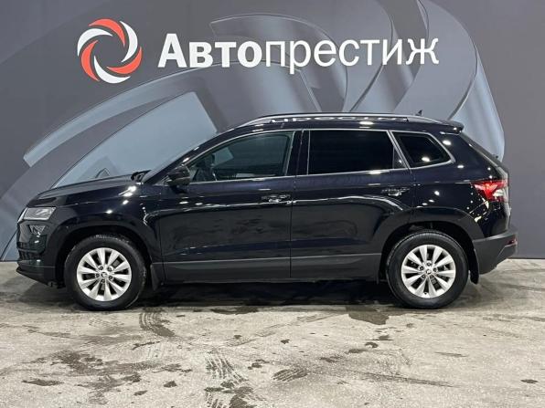 Skoda Karoq I с пробегом 2020 года, цена 1 990 000 рублей, 137000 км, внедорожник, Автокод Объявления