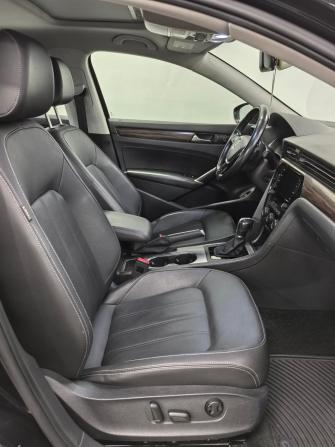 Volkswagen Passat (North America and China) II (NA Market) с пробегом 2019 года, цена 2 090 000 рублей, 77000 км, седан, Автокод Объявления