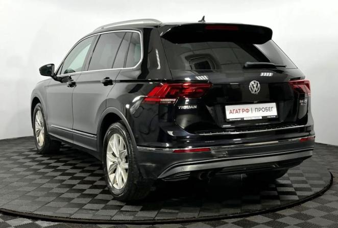 Volkswagen Tiguan II с пробегом 2017 года, цена 2 620 000 рублей, 168870 км, внедорожник, Автокод Объявления