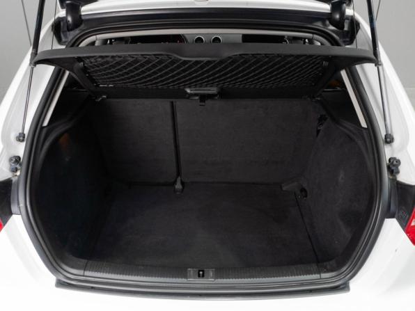 Audi A3 II (8P) Рестайлинг 2 с пробегом 2011 года, цена 899 000 рублей, 188627 км, хэтчбек, Автокод Объявления