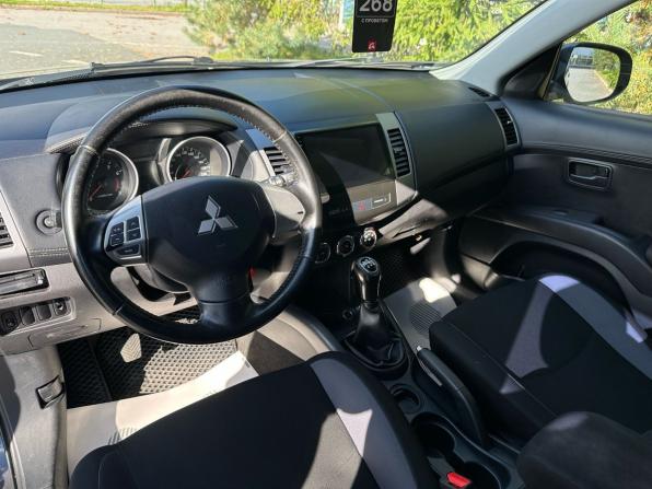 Mitsubishi Outlander II Рестайлинг с пробегом 2012 года, цена 879 000 рублей, 224491 км, внедорожник, Автокод Объявления