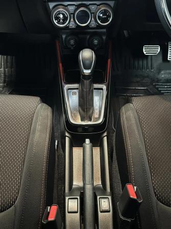Suzuki Swift V с пробегом 2019 года, цена 1 450 000 рублей, 35165 км, хэтчбек, Автокод Объявления