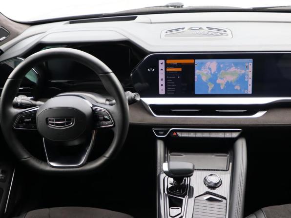 Geely Monjaro I с пробегом 2024 года, цена 3 390 000 рублей, 59707 км, внедорожник, Автокод Объявления