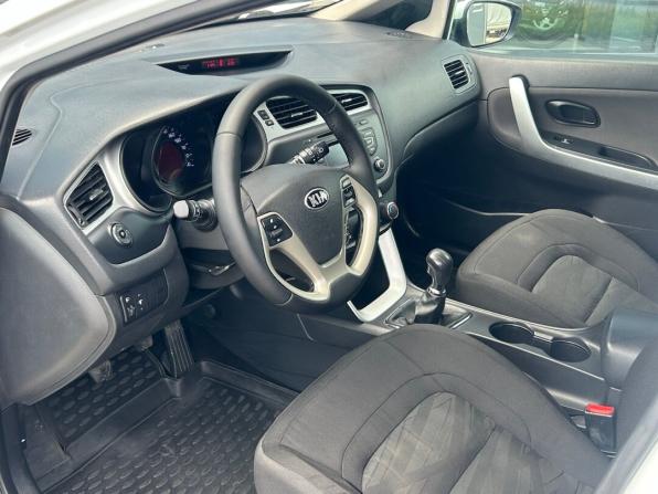 Kia Ceed II с пробегом 2013 года, цена 830 000 рублей, 154000 км, хэтчбек, Автокод Объявления