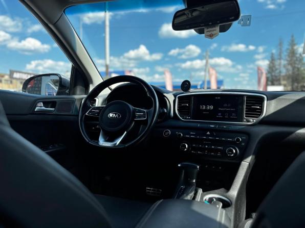 Kia Sportage IV Рестайлинг с пробегом 2020 года, цена 2 280 000 рублей, 151000 км, внедорожник, Автокод Объявления