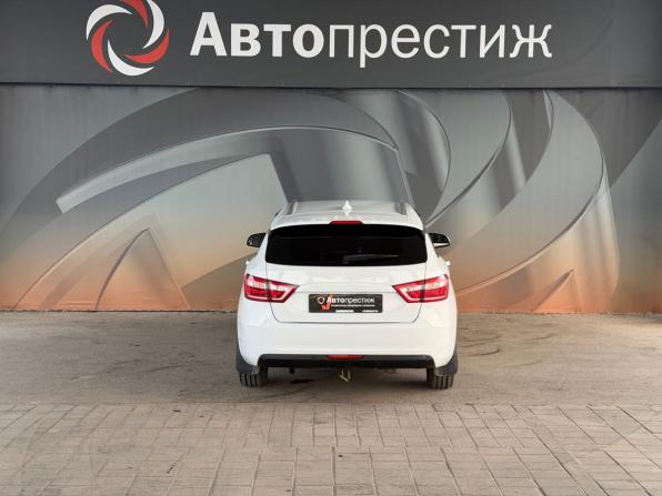 Lada (ВАЗ) Vesta I с пробегом 2018 года, цена 925 000 рублей, 127000 км, универсал, Автокод Объявления