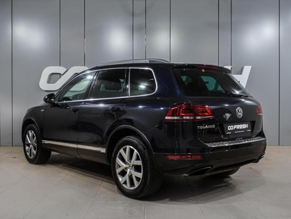 Volkswagen Touareg II с пробегом 2013 года, цена 2 249 000 рублей, 137231 км, внедорожник, Автокод Объявления