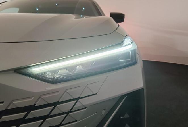 Changan UNI-V I с пробегом 2024 года, цена 2 100 000 рублей, 73148 км, лифтбек, Автокод Объявления
