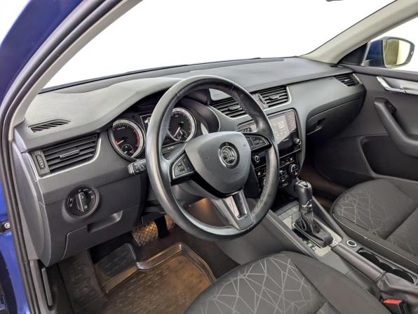 Skoda Octavia III (A7) Рестайлинг с пробегом 2019 года, цена 1 970 000 рублей, 104479 км, лифтбек, Автокод Объявления