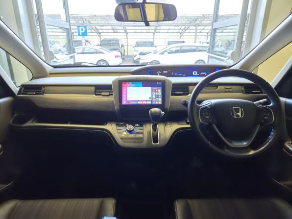Honda Freed II с пробегом 2017 года, цена 1 490 000 рублей, 68000 км, компактвэн, Автокод Объявления
