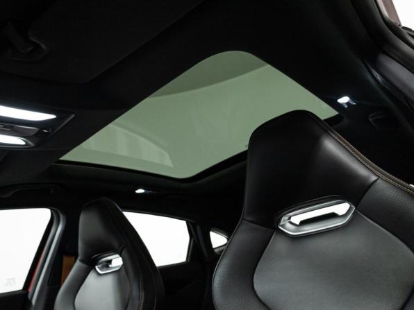 Changan UNI-V I с пробегом 2024 года, цена 2 399 700 рублей, 18509 км, лифтбек, Автокод Объявления