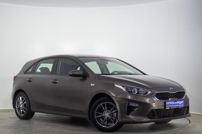 Kia Ceed III с пробегом 2018 года, цена 1 859 000 рублей, 71000 км, хэтчбек, Автокод Объявления