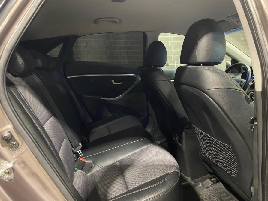 Hyundai i30 II Челябинск  - изображение 11