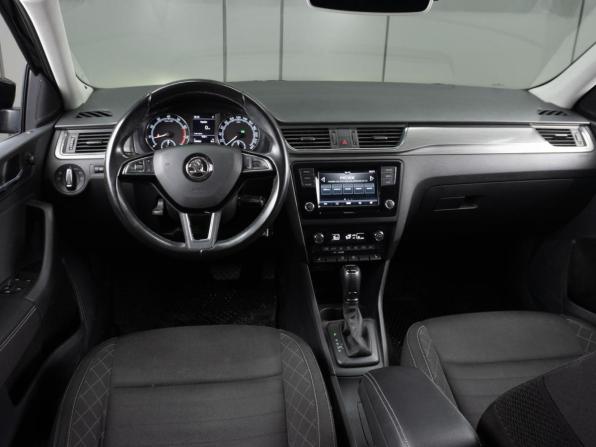 Skoda Rapid I Рестайлинг с пробегом 2018 года, цена 1 270 000 рублей, 185062 км, лифтбек, Автокод Объявления