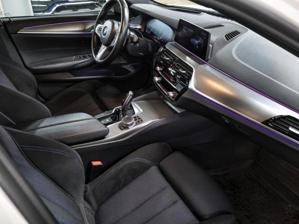 BMW 5 серии VII (G30/G31/G38) с пробегом 2019 года, цена 3 749 000 рублей, 112201 км, седан, Автокод Объявления