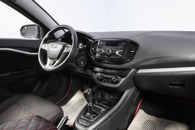 Lada (ВАЗ) Vesta I с пробегом 2018 года, цена 779 000 рублей, 218500 км, седан, Автокод Объявления