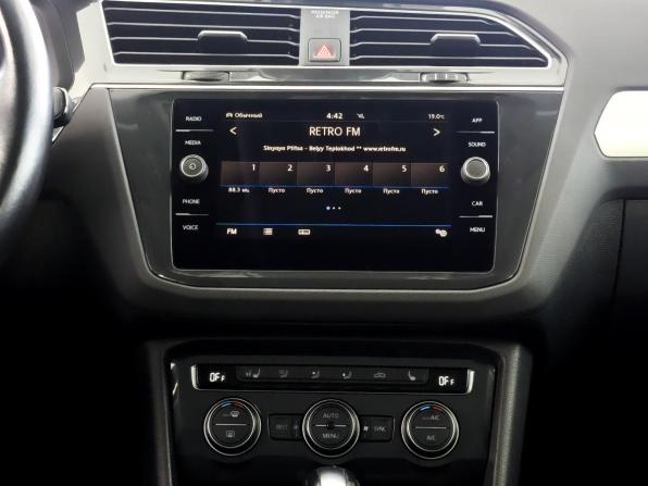 Volkswagen Tiguan II с пробегом 2020 года, цена 2 850 000 рублей, 66373 км, внедорожник, Автокод Объявления