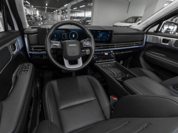 Hyundai Santa Fe V (MX5) с пробегом 2024 года, цена 5 700 000 рублей, 4915 км, внедорожник, Автокод Объявления