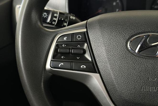 Hyundai Solaris II Рестайлинг с пробегом 2021 года, цена 1 450 000 рублей, 263271 км, седан, Автокод Объявления