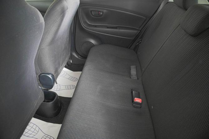 Toyota Vitz III (XP130) Рестайлинг с пробегом 2016 года, цена 869 000 рублей, 177200 км, хэтчбек, Автокод Объявления