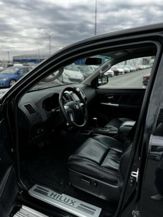 Toyota Hilux VII Рестайлинг с пробегом 2014 года, цена 2 999 000 рублей, 235188 км, пикап, Автокод Объявления