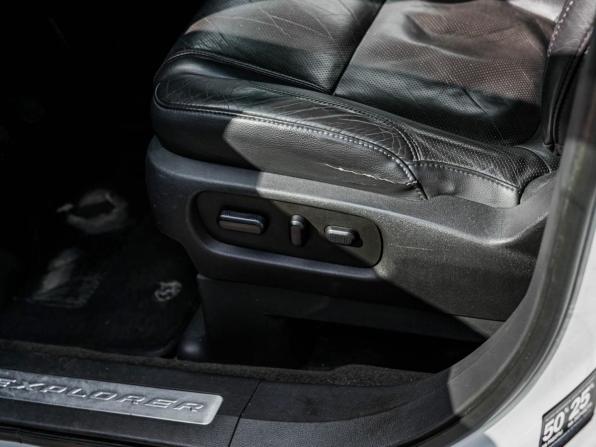 Ford Explorer V с пробегом 2013 года, цена 1 300 000 рублей, 193764 км, внедорожник, Автокод Объявления