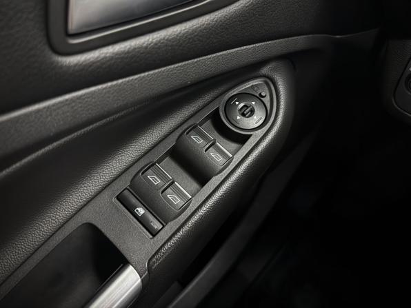Ford Kuga II Рестайлинг с пробегом 2018 года, цена 1 635 000 рублей, 125898 км, внедорожник, Автокод Объявления