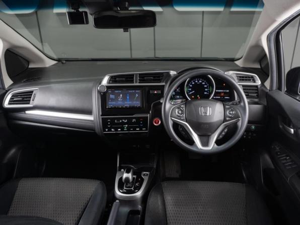 Honda Fit III Рестайлинг с пробегом 2019 года, цена 1 470 000 рублей, 129090 км, хэтчбек, Автокод Объявления