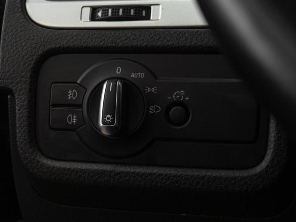 Volkswagen Touareg II Рестайлинг с пробегом 2015 года, цена 2 647 000 рублей, 186594 км, внедорожник, Автокод Объявления