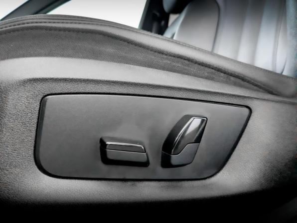 BMW 5 серии VII (G30/G31/G38) с пробегом 2020 года, цена 3 350 000 рублей, 125635 км, седан, Автокод Объявления