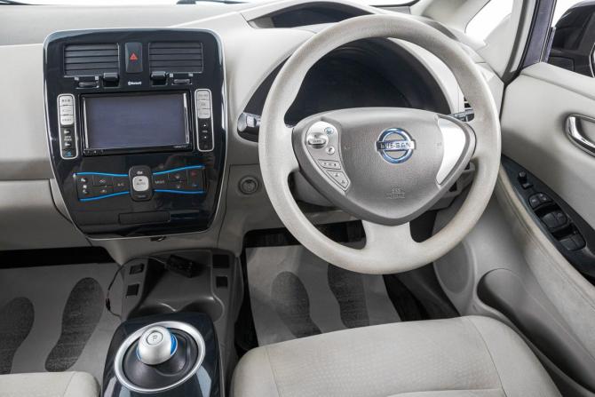 Nissan Leaf I (ZE0/AZE0) с пробегом 2011 года, цена 849 000 рублей, 112000 км, хэтчбек, Автокод Объявления