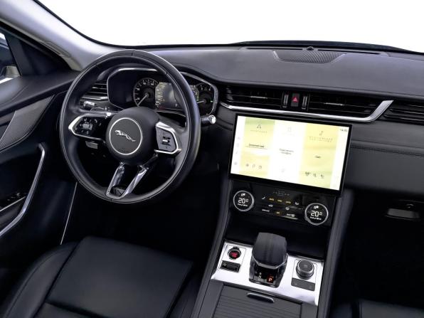 Jaguar F-Pace I Рестайлинг с пробегом 2021 года, цена 5 200 000 рублей, 74826 км, внедорожник, Автокод Объявления