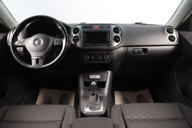 Volkswagen Tiguan I с пробегом 2011 года, цена 1 299 000 рублей, 129000 км, внедорожник, Автокод Объявления
