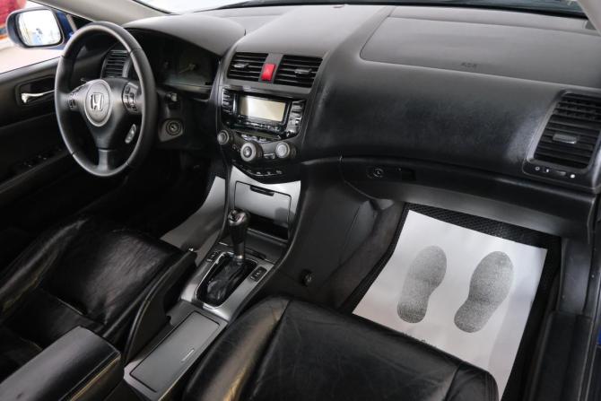 Honda Accord VII Рестайлинг с пробегом 2006 года, цена 899 000 рублей, 364000 км, седан, Автокод Объявления