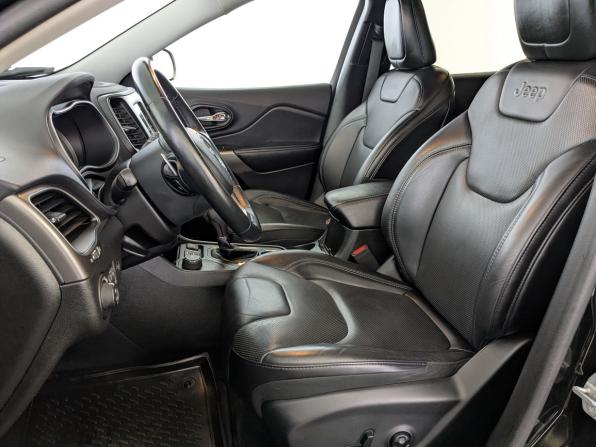 Jeep Cherokee V (KL) Рестайлинг с пробегом 2018 года, цена 2 525 000 рублей, 73810 км, внедорожник, Автокод Объявления