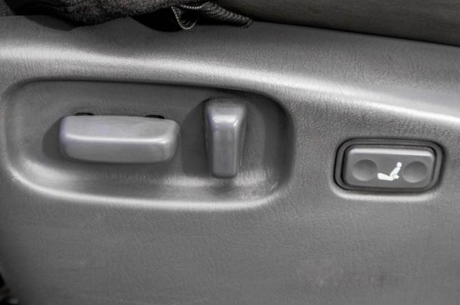 Toyota Land Cruiser Prado 90 Series Рестайлинг с пробегом 1999 года, цена 1 189 000 рублей, 407000 км, внедорожник, Автокод Объявления