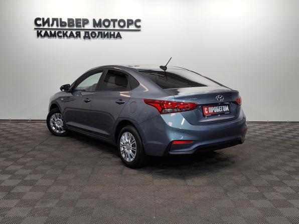 Hyundai Solaris II с пробегом 2018 года, цена 1 070 000 рублей, 124400 км, седан, Автокод Объявления