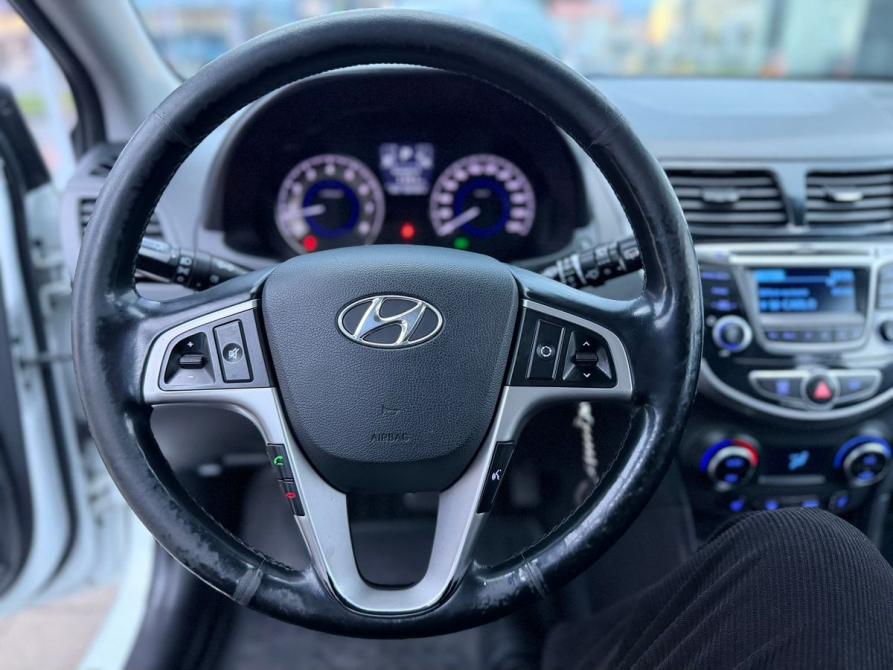 Hyundai Solaris I Владикавказ  - изображение 13